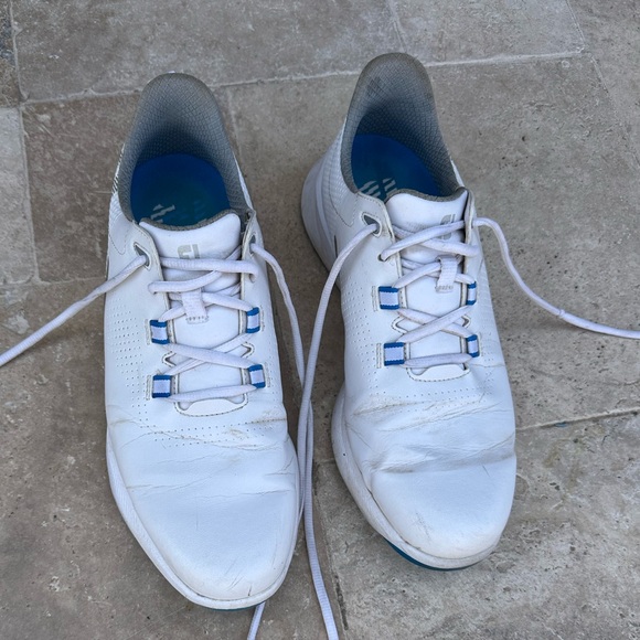 FJ Men’s Golf Shoes - Picture 3 of 4